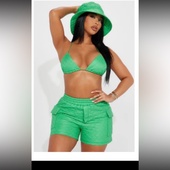 Kelly Green 4 piece sun suit - Picture 2 of 2